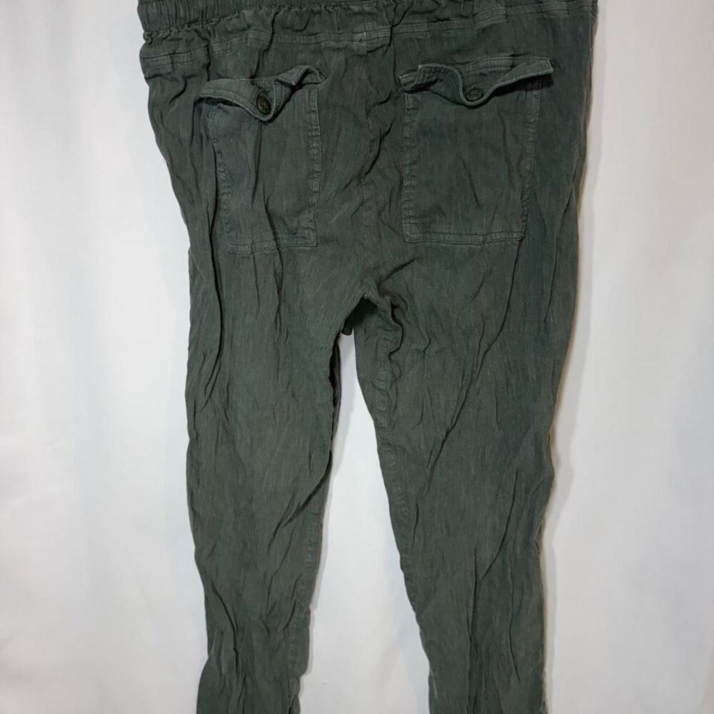Kut-from-the-kloth Women's Green and Khaki Trousers - Picture 4 of 4